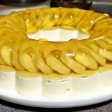 Varškės-bananų tortas