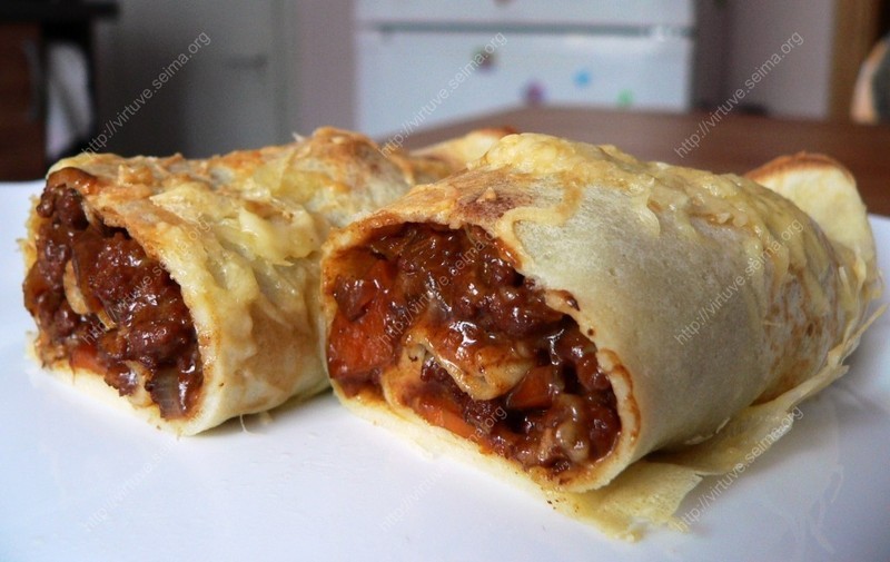 Crepes rolls with minced meat
