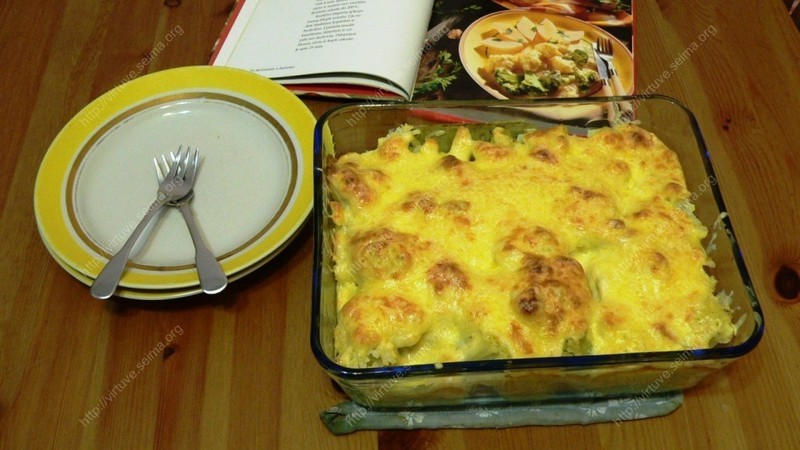Cauliflower and broccoli bake