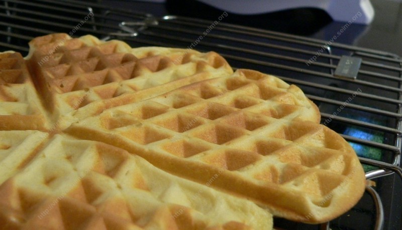 Cream waffles