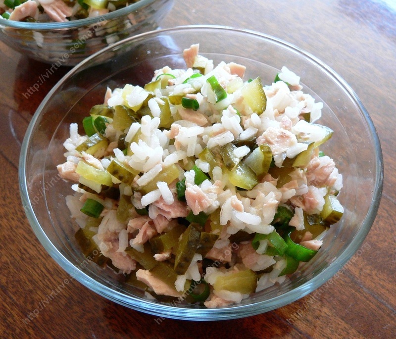 Rice salads with tuna