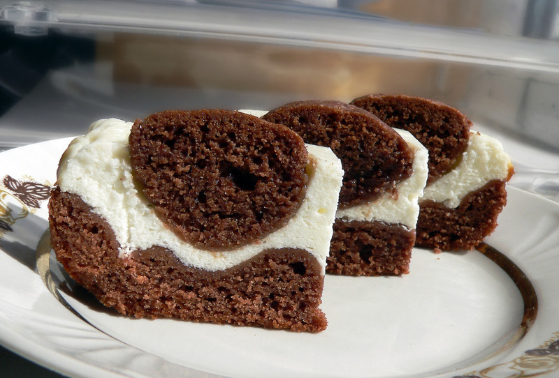 Double layer cake with dough balls