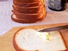 Jogurtinė duona
