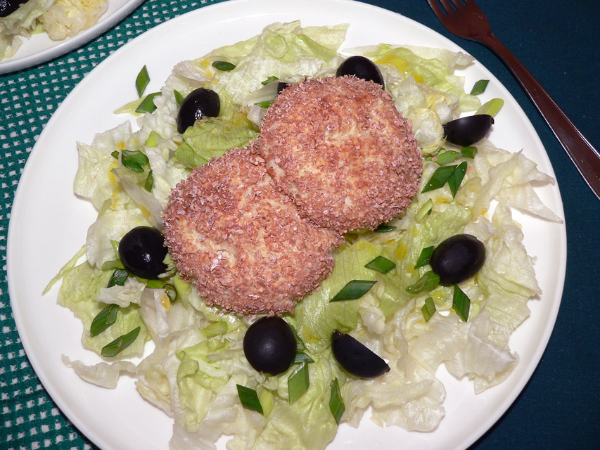 Baked cottage cheese cakes with bran