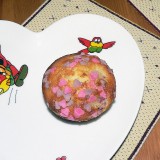 Muffins with raspberries and sprinkles