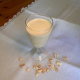 Raw banana and peanut butter smoothie