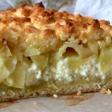 Cottage cheese cake with apples