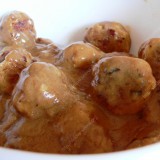 Meat balls with brown sauce