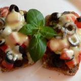 Sandwiches with tomatoes and olives