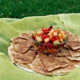 Cinnamon chips with fruit salsa
