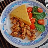 Vengriška vištiena su polenta