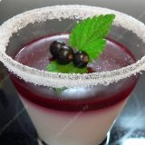 Berry and yogurt jelly